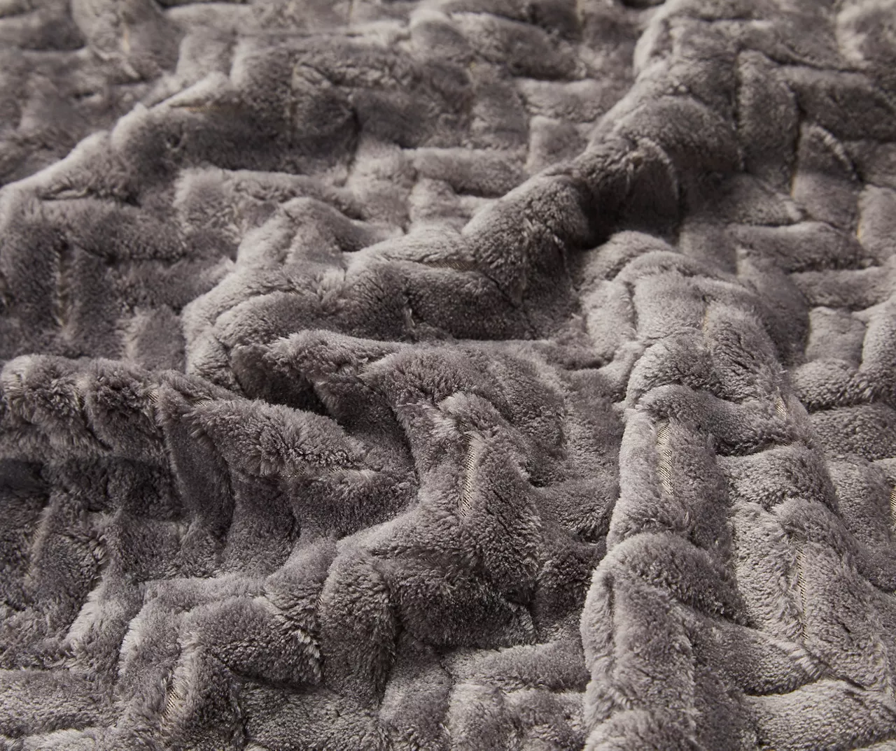 Atmosphere Gray Zigzag-Embossed Velvet King Blanket 3 Atmosphere Gray Zigzag-Embossed Velvet King Blanket - Image 3