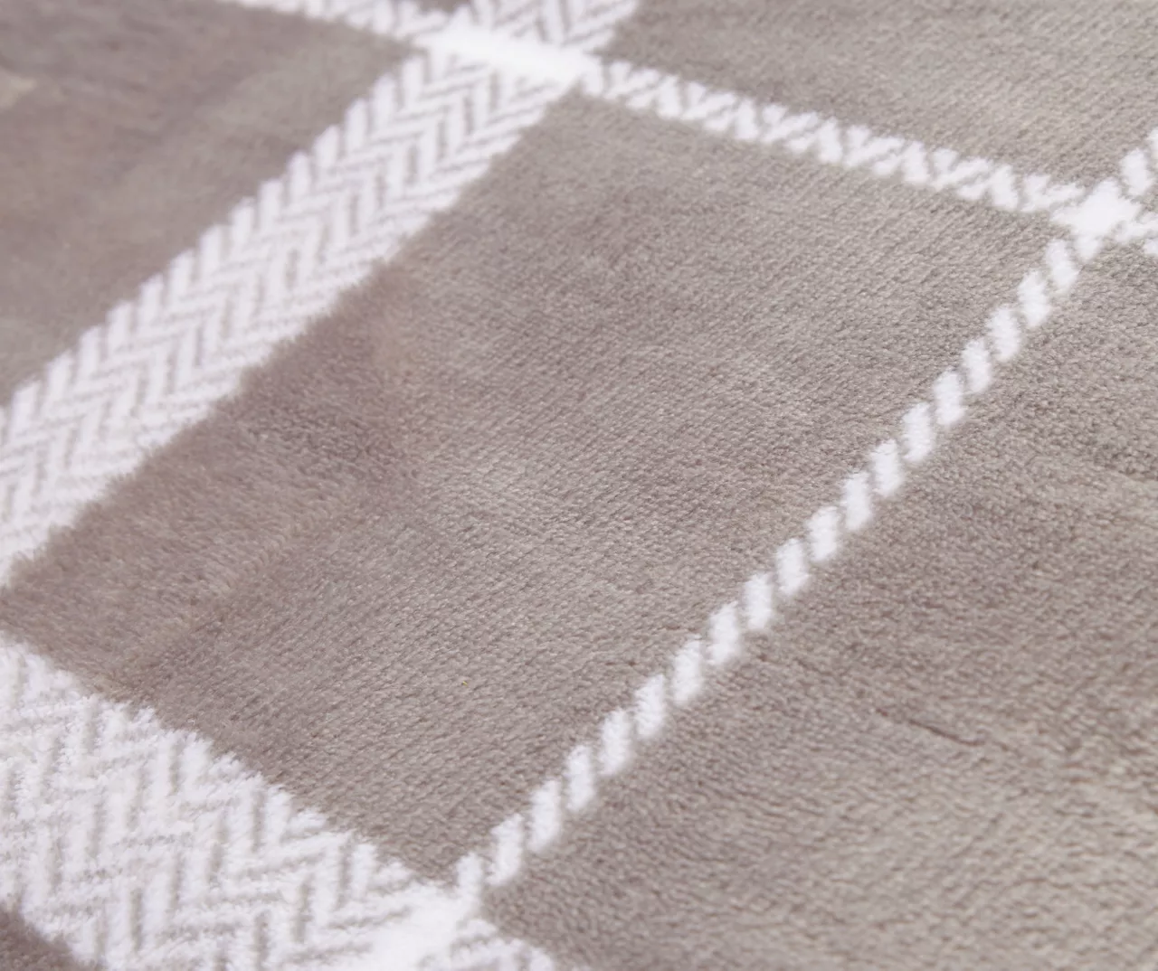 Gray & White Plaid Twin/Full Velvet Plush Blanket 3 Gray & White Plaid Twin/Full Velvet Plush Blanket - Image 3