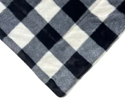 Black & White Buffalo Check Faux Fur Full/Queen Comforter 8 Black & White Buffalo Check Faux Fur Full/Queen Comforter -Broyhill 810617563 810617564 A8 3 1