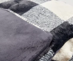 Black & White Buffalo Check Faux Fur Full/Queen Comforter 7 Black & White Buffalo Check Faux Fur Full/Queen Comforter -Broyhill 810617563 810617564 A8 4 2 1