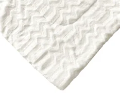 White Chevron Stripe Faux Fur Full/Queen Comforter 10 White Chevron Stripe Faux Fur Full/Queen Comforter -Broyhill 810617569 810617570 A8 3