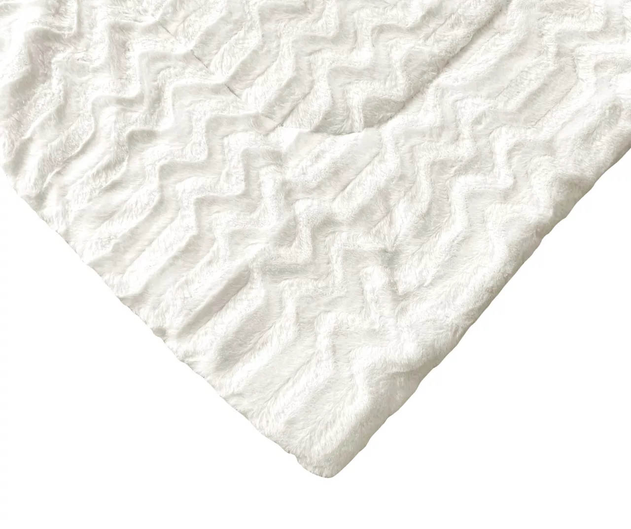 White Chevron Stripe Faux Fur Full/Queen Comforter 5 White Chevron Stripe Faux Fur Full/Queen Comforter - Image 5